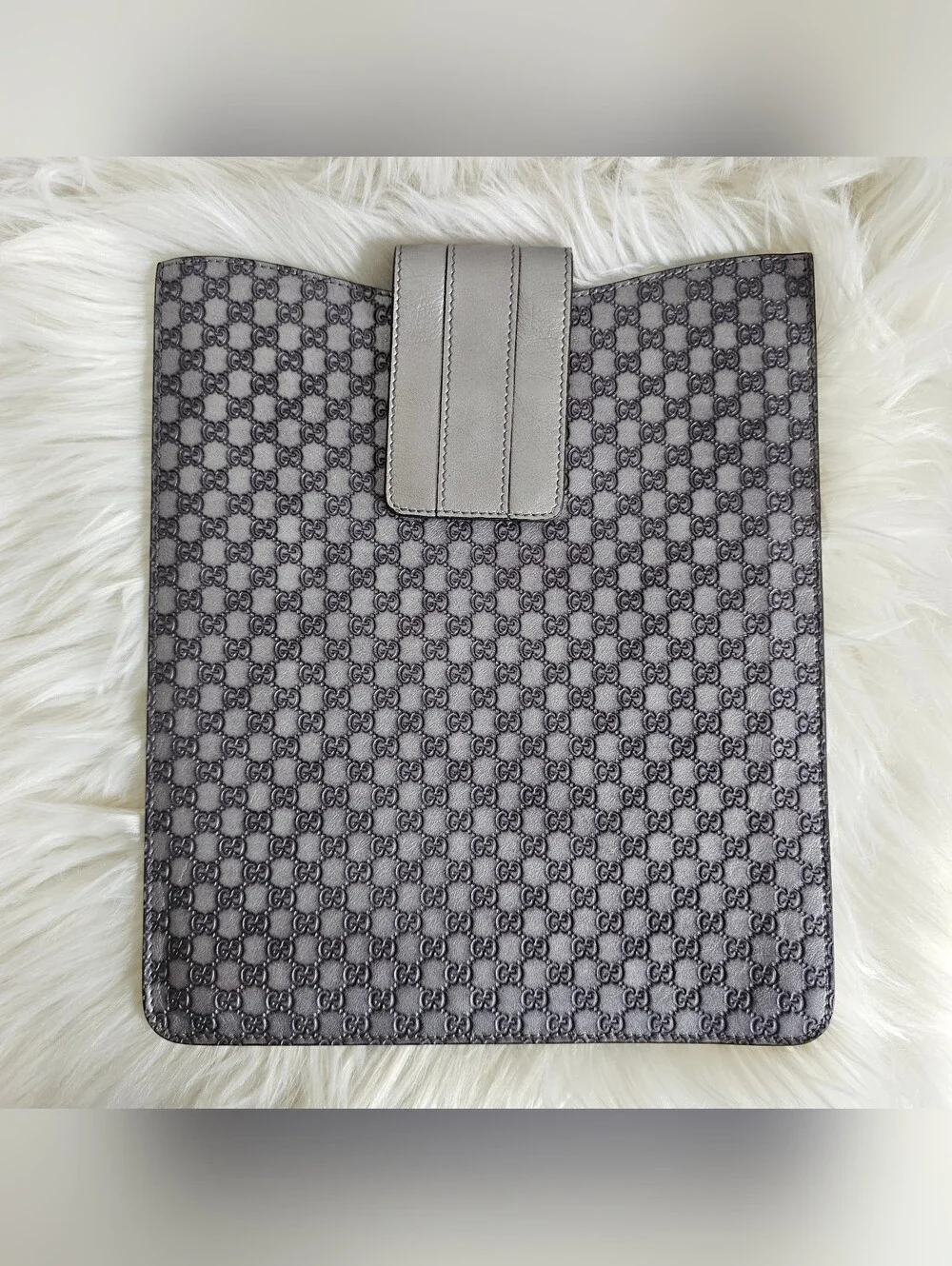 🩶 Gucci iPad Cover 🩶